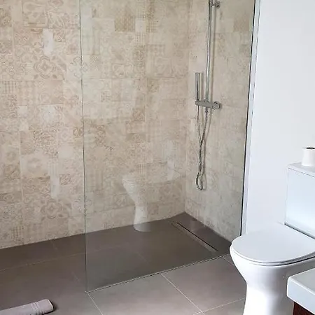 Casa Lajes - Local * Vila Nova de Foz Côa