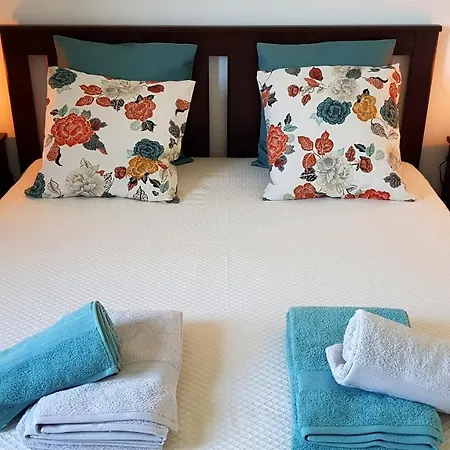 Casa Lajes - Local Vila Nova de Foz Cõa